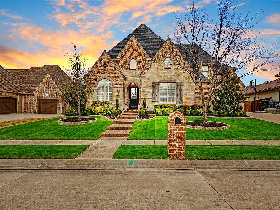 1st image of 3000 Blackthorn Dr