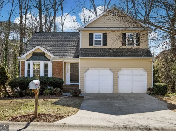 2822 Cobb Place Manor Ct, Marietta, GA 30066