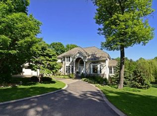 160 Gideons Point Rd, Tonka Bay, MN 55331