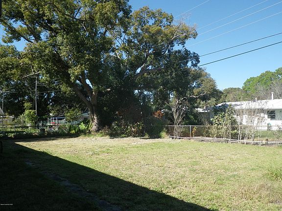 3rd image of 2916 Karanda St