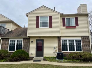 67 Le Jardin Ct, Buffalo Grove, IL 60089