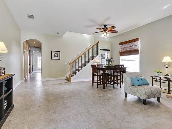 3rd image of 8314 Cressida Ct