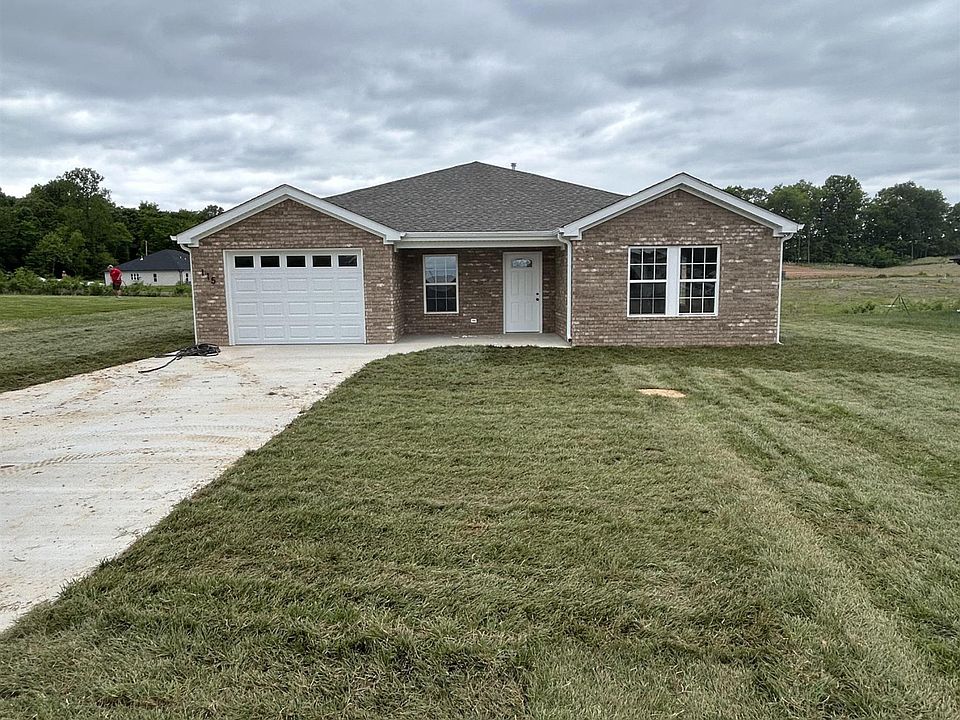 1st image of 115 Clover Cres