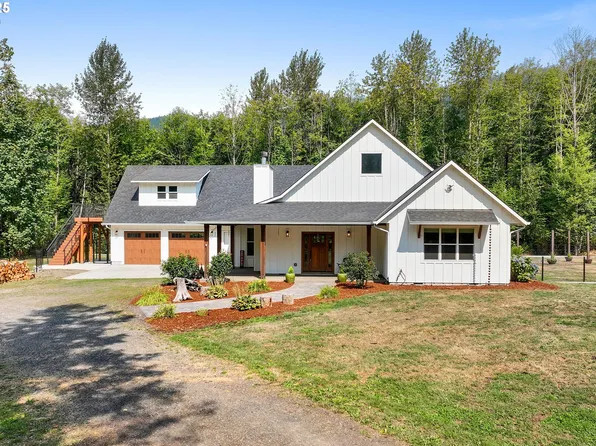 19545 E Buckboard Ln, Sandy, OR 97055