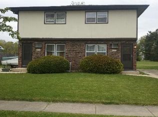 1152 Burgundy Ln, Aurora, IL 60505