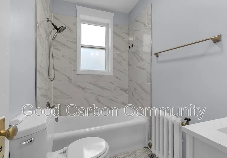 2805 Main St #2 — Photo 17
