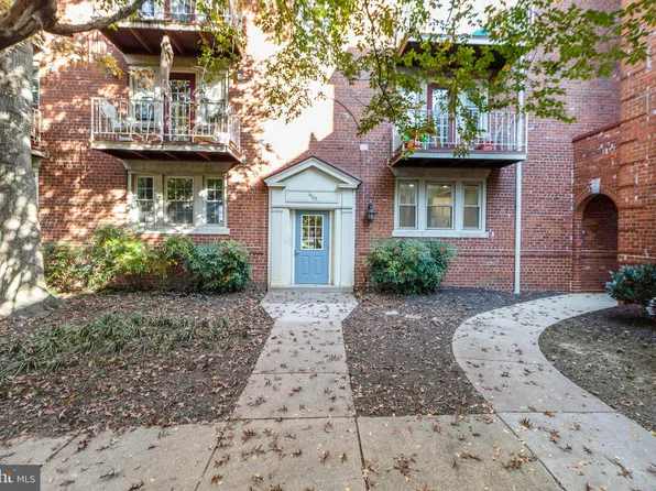 1405 E Abingdon Dr APT 2, Alexandria, VA 22314