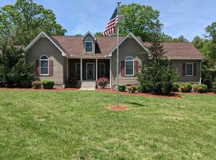 557 Maple Bend Rd, Winchester, TN 37398