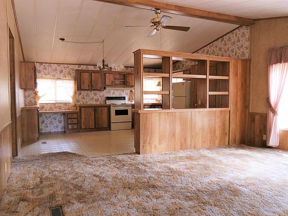 Great Room to Kitchen