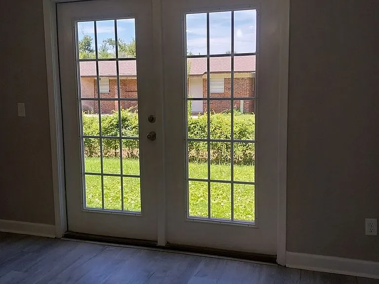 255 Callaway Chase Ln — Photo 14