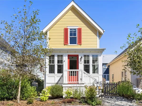 114 Flash Lane, Pacific Beach, WA 98571