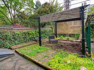 539 9th St APT 1, Brooklyn, NY 11215