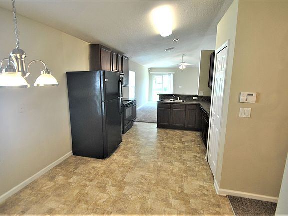 5th image of 6405 Golden Field St