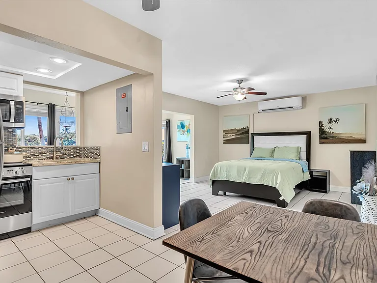 461 SE 19th Ave #B — Photo 14
