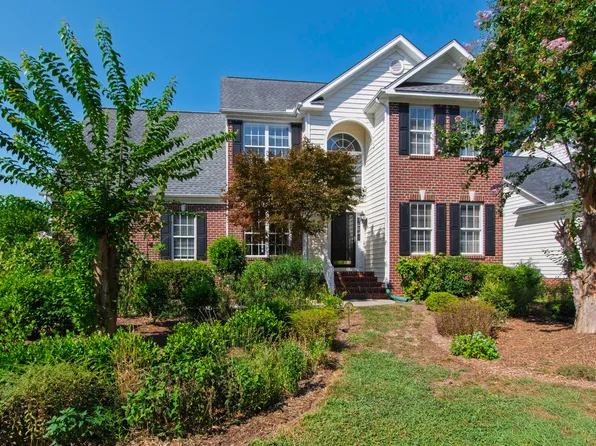 8245 Haines Creek Ln, Raleigh, NC 27616