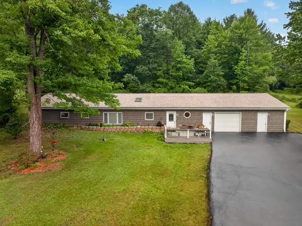 119 Bear Swamp Rd, Chenango Forks, NY 13746