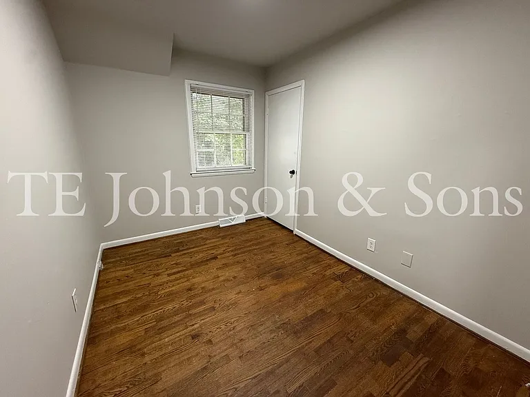 425 Cody Cir — Photo 10