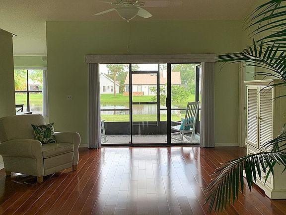 2nd image of 795 Pine Shores Cir
