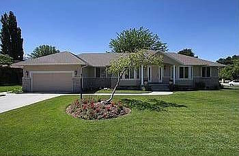 1st image of 2432 E Sabal Ave
