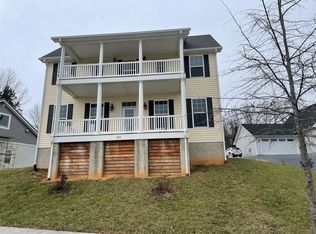413 Evans Dr, Lexington, VA 24450