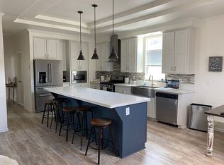 17332 Via Fronteras, Riverside, CA 92504