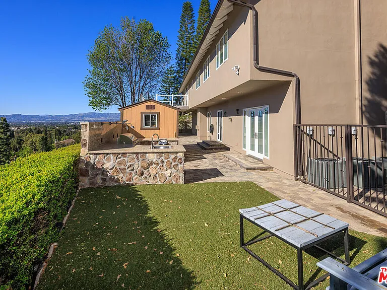 17108 Oak View Dr — Photo 49