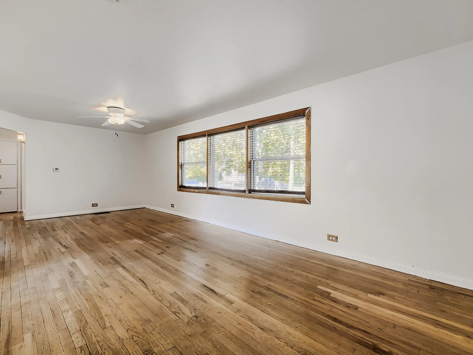 4757 South Jason Street - 1 — Photo 3