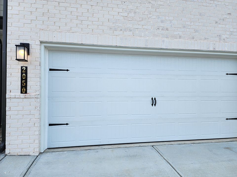 1st image of 2050 Underwood Dr