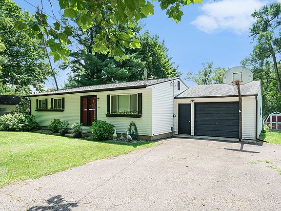 2nd image of 747 W G Ave