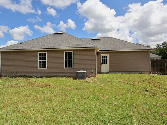 5th image of 36 Palmetto Pines Cir