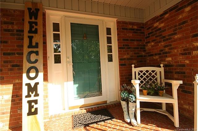 1st image of 4632 Twin Oaks Pl #6