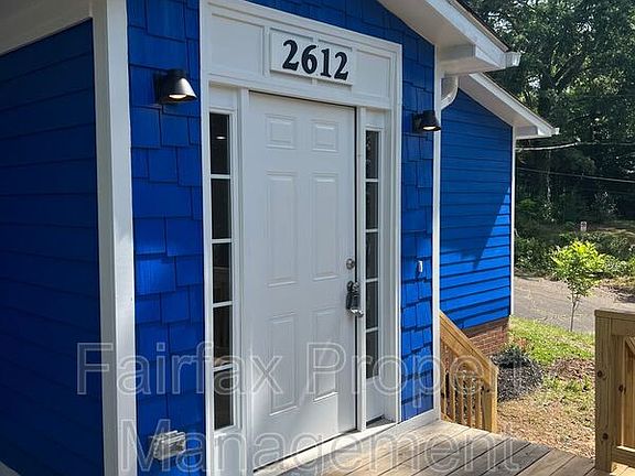 3rd image of 2612 Owen St