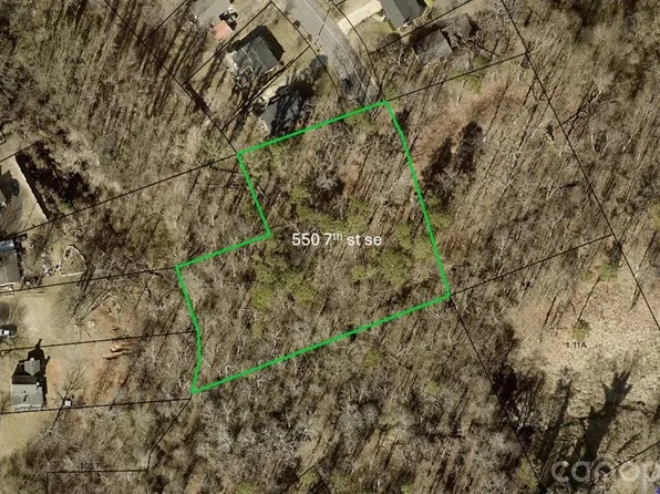 550 & 553 7th St SE, Hickory, NC 28602