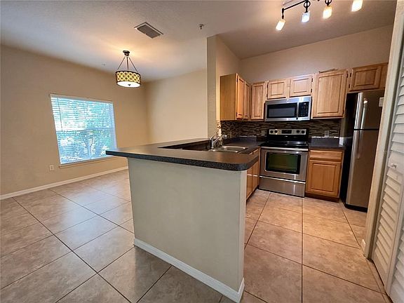3rd image of 5967 Westgate Dr APT 1323