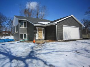27118 112th St, Trevor, WI 53179