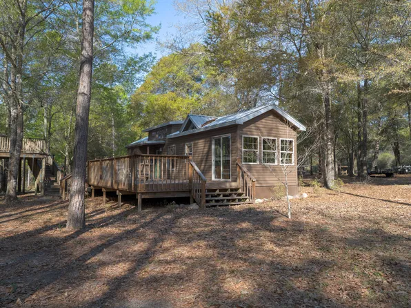 1482 Planters Dr N, Laurel Hill, FL 32567