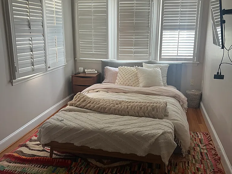1524 E Capitol St NE — Photo 13