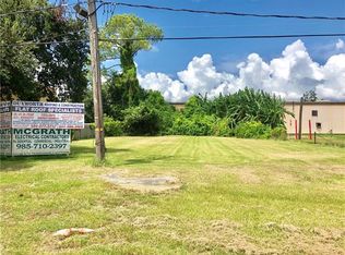 3610 Paris Rd, Chalmette, LA 70043