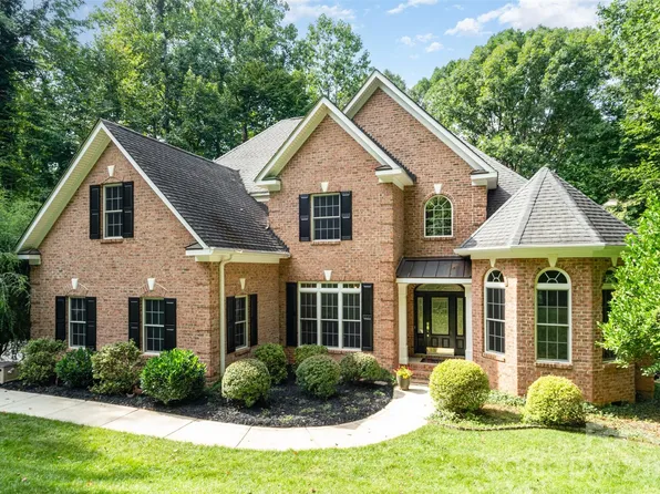 112 Eagle Chase Ln, Troutman, NC 28166