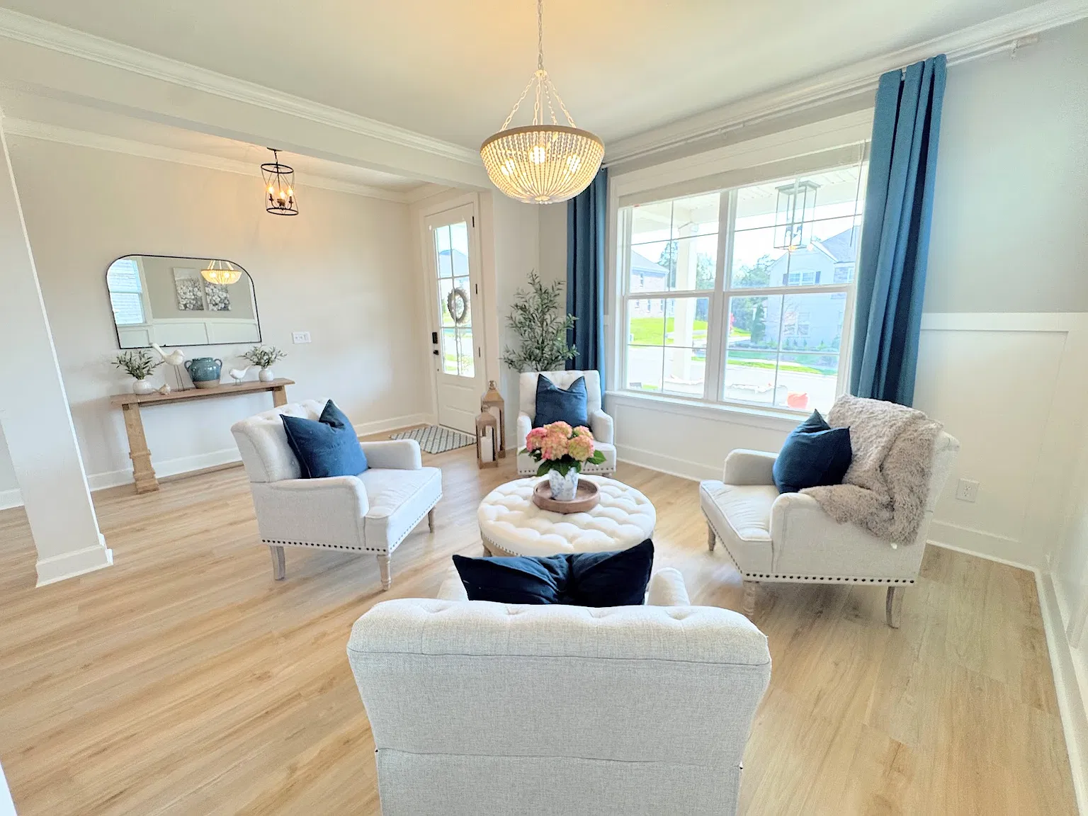 4 bed, 3.5 bath, 3028 sqft, $3,900 — Photo 4