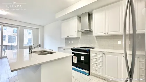 18 Nautical Way Photo 1