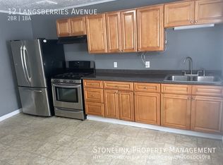 12 Langsberries Ave, North Providence, RI 02911