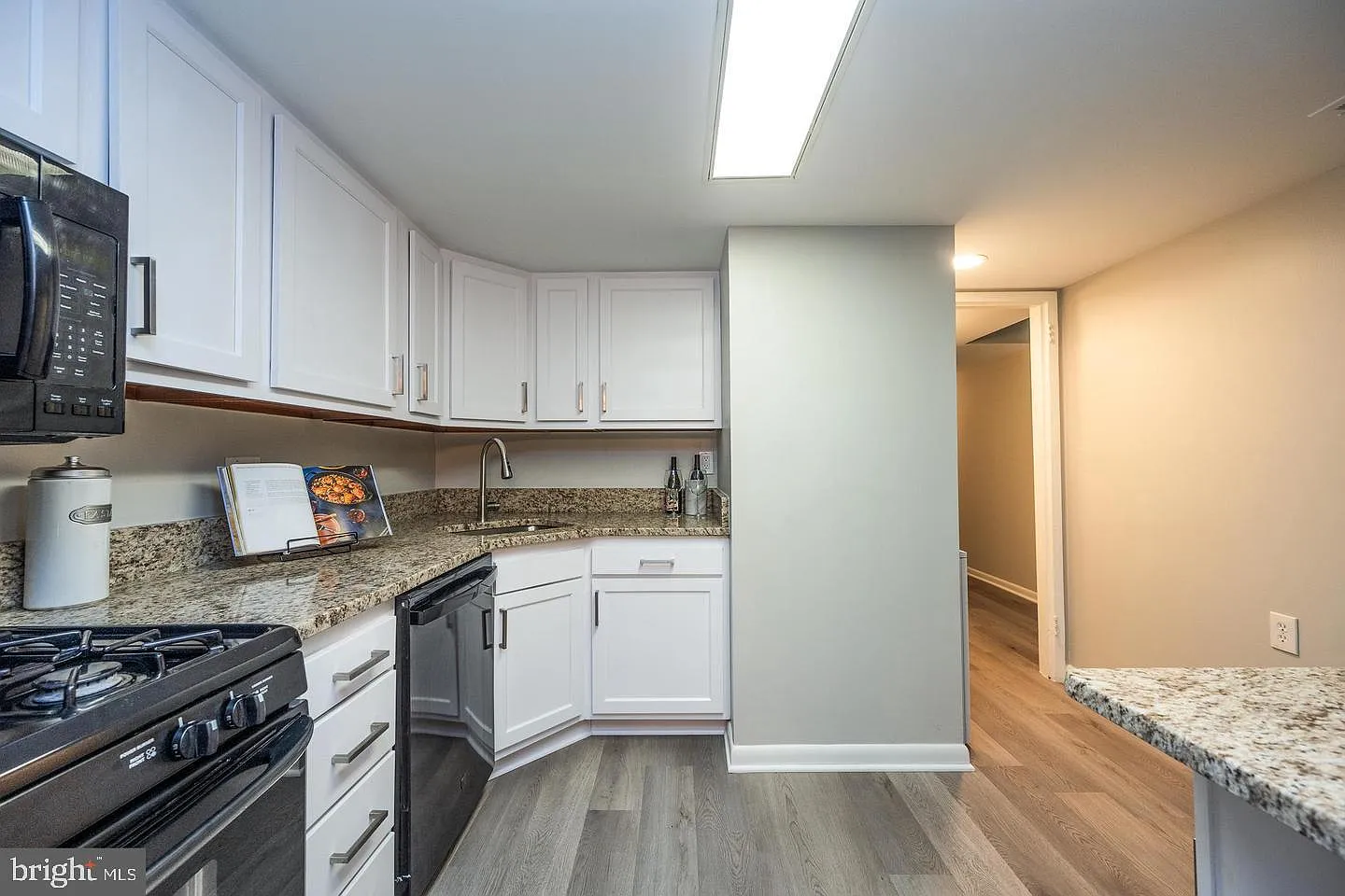 Northgate Condo — Photo 2