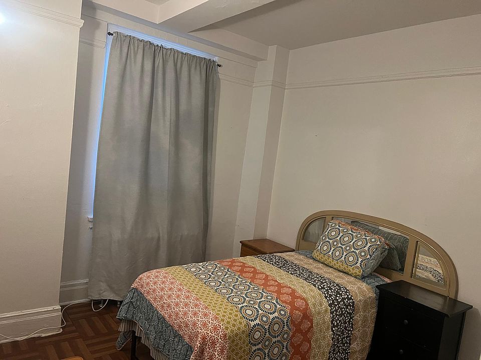 2nd image of 558 W 173rd St #0