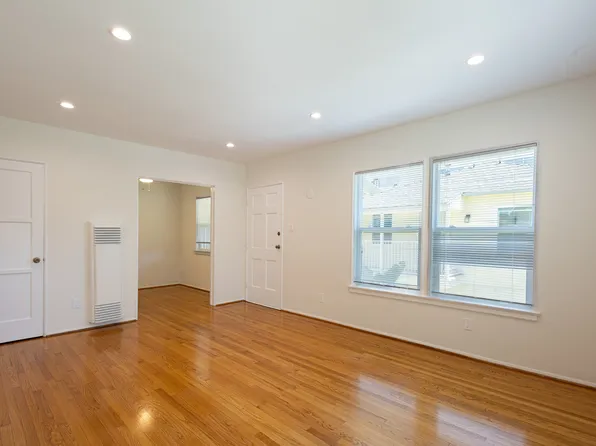 1045 6th St APT D, Santa Monica, CA 90403