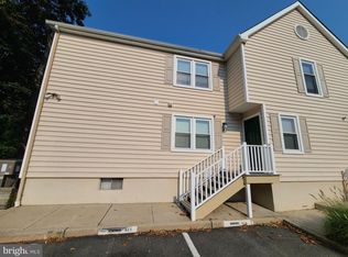 827 Society Hl, Cherry Hill, NJ 08003