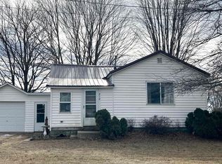 212 Grove St, Fredericksburg, IA 50630