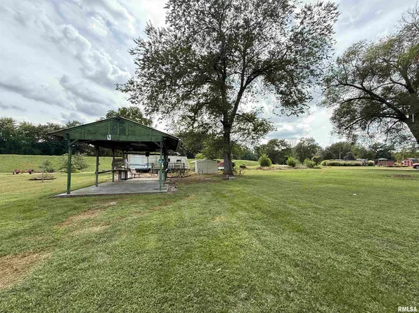 275 S State St, Liverpool, IL 61543