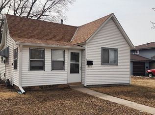 2403 6th St, Columbus, NE 68601
