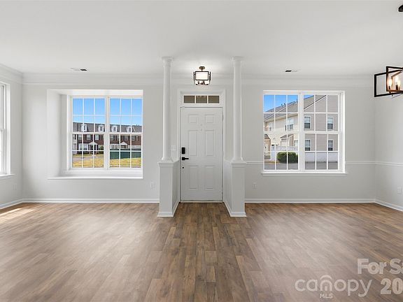2nd image of 7593 Bluff Point Ln